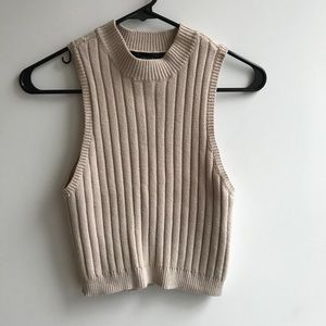 Forever 21 • Ribbed Sleeveless Crop Top